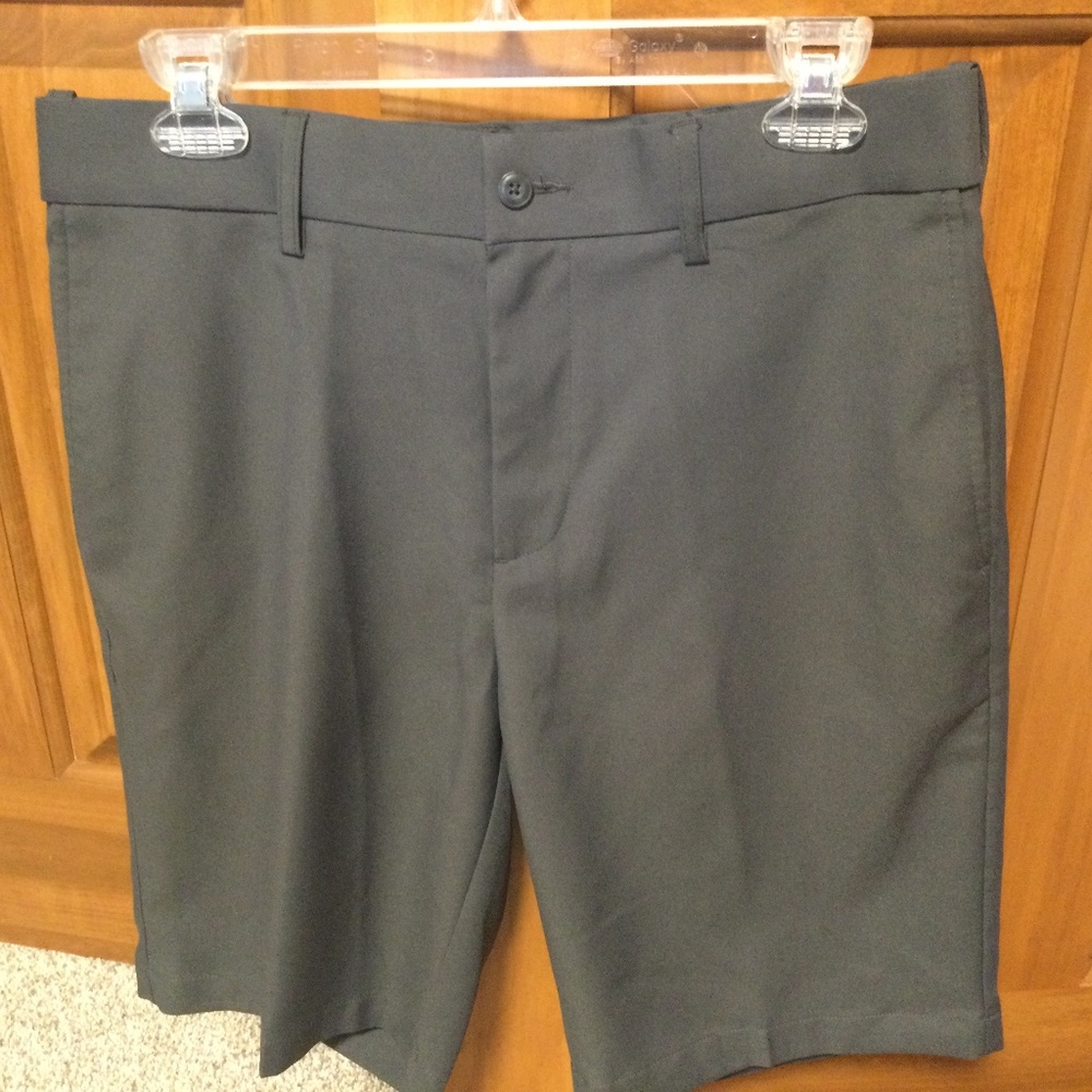 Golf shorts size 32 gray Mens brand Grand Slam